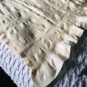 Vintage Faribo ivory blanket